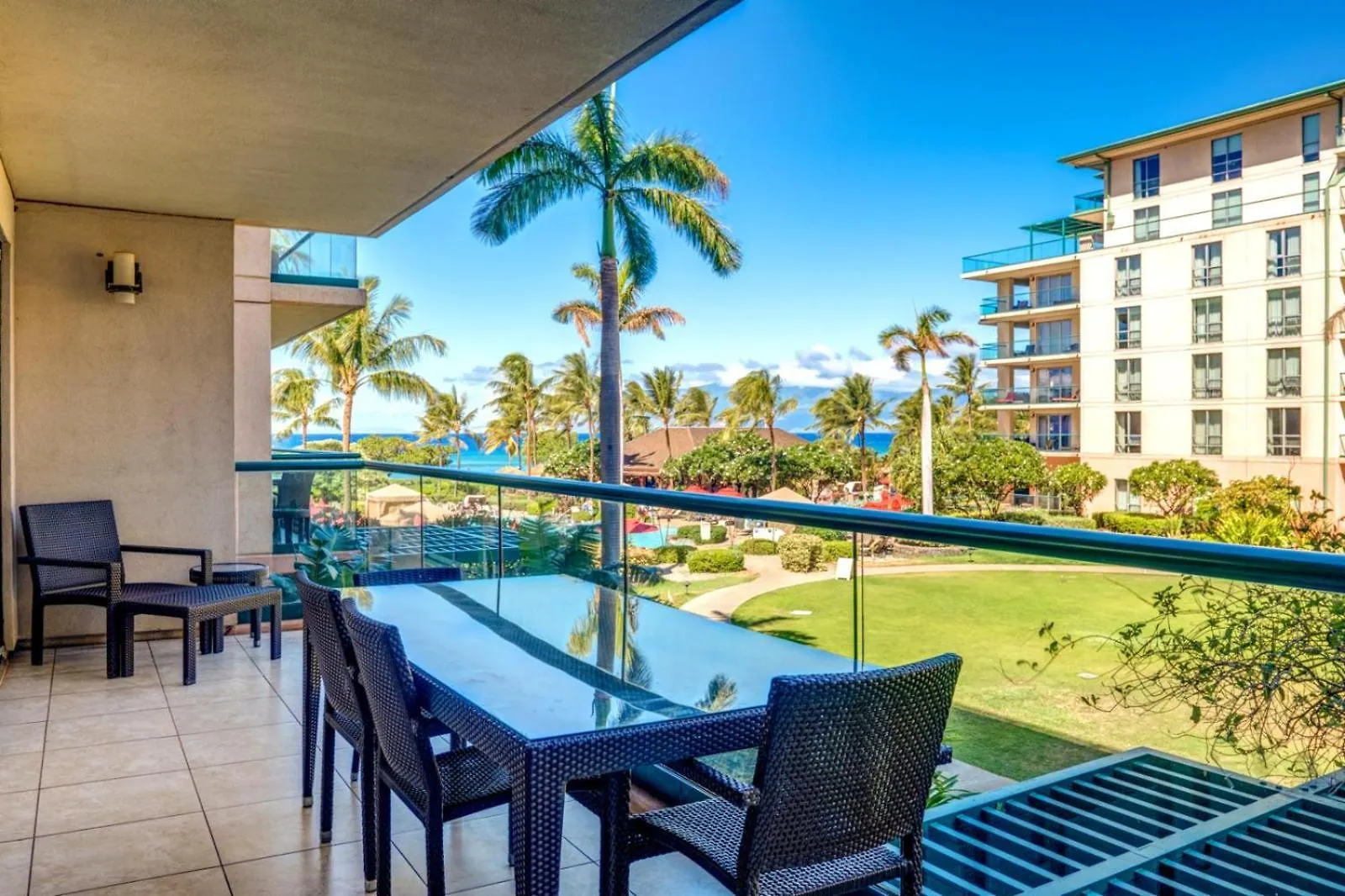 Kbm Resorts Free Car Honua Kai Hokulani Ocean View 2Bedroom Condo Hkh-211 Large Ocean View Inner Courtyard Kaanapali